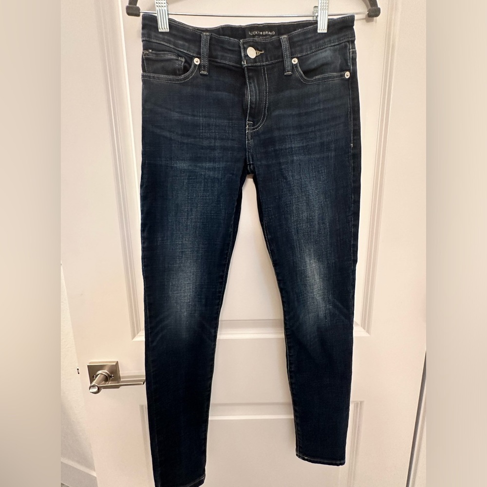 Lucky Brands Regular Skinny 4/27